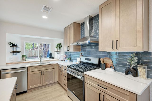 5106 Regency DR, Austin, TX 78724