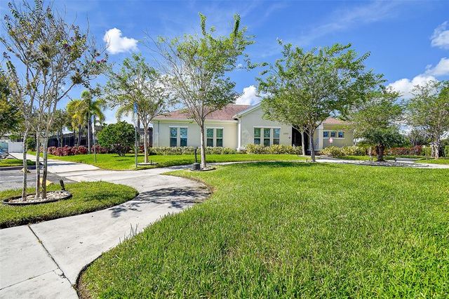 11723 CLARE HILL AVENUE, Riverview, FL 33579