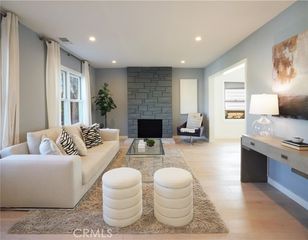 9420 Hargis, Los Angeles, CA 90034