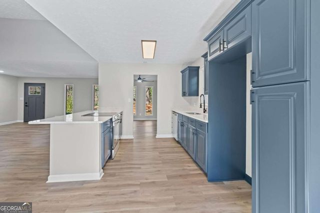 92 Twelve Springs Drive, Newnan, GA 30263