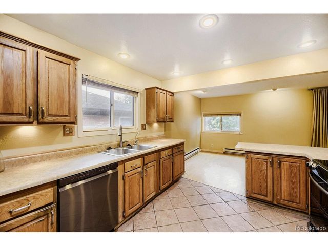 385 E Chenango Ave, Englewood, CO 80113