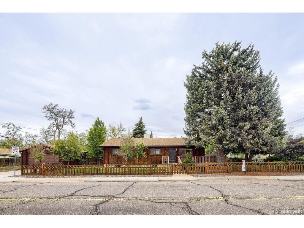 385 E Chenango Ave, Englewood, CO 80113