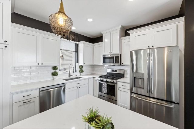 9395 Old Sauk Road, Middleton, WI 53562