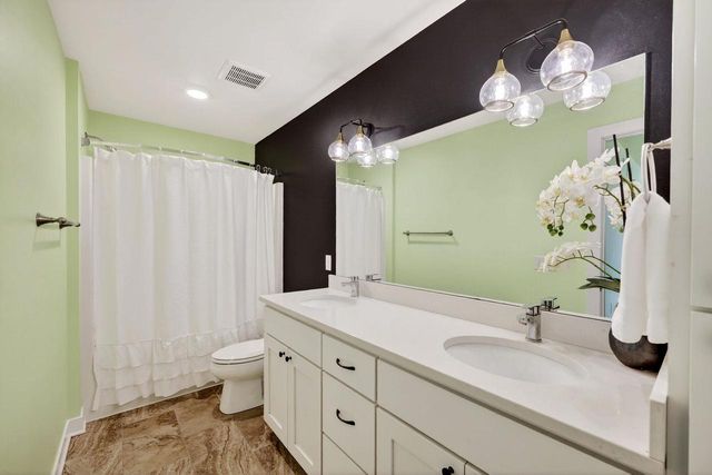 9395 Old Sauk Road, Middleton, WI 53562