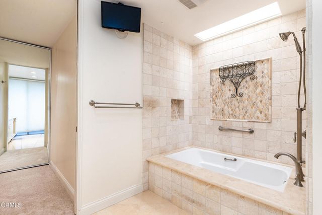 380 S Orange Grove Boulevard 12, Pasadena, CA 91105