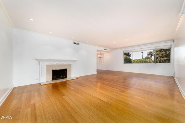 380 S Orange Grove Boulevard 12, Pasadena, CA 91105