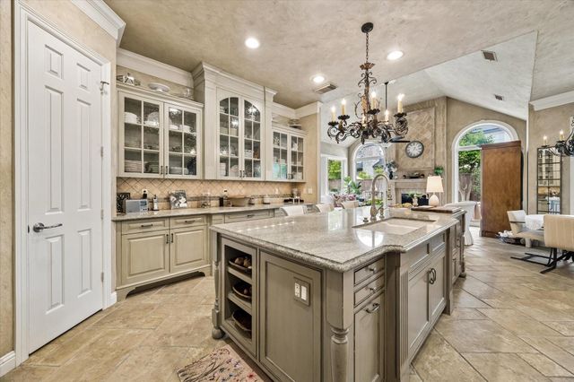 11718 Providence Park, Houston, TX 77024