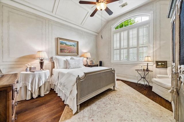 11718 Providence Park, Houston, TX 77024