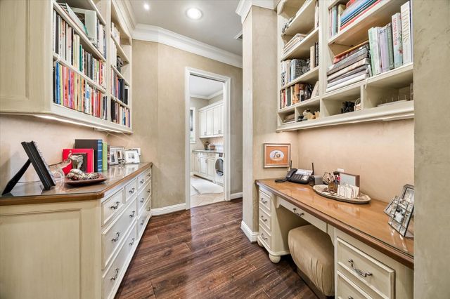 11718 Providence Park, Houston, TX 77024
