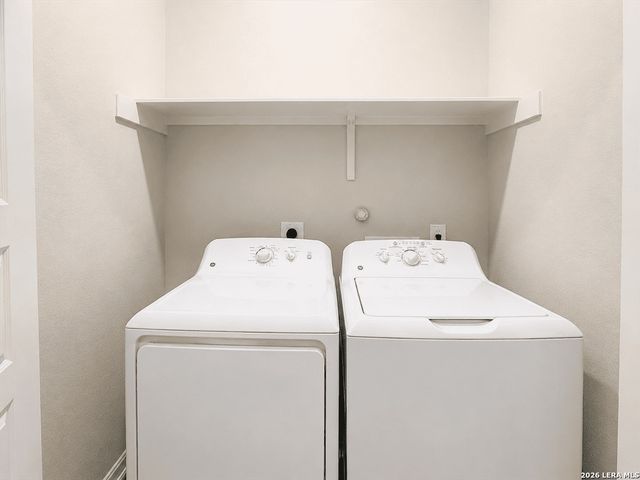 7161 Magnolia Crk Unit 101, San Antonio, TX 78252