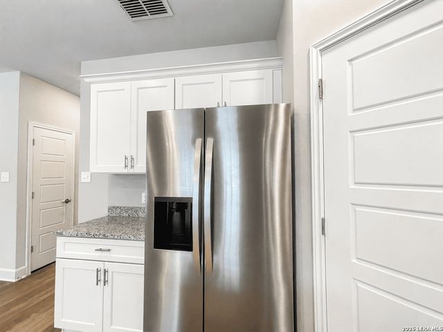 7161 Magnolia Crk Unit 101, San Antonio, TX 78252