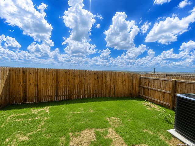 7161 Magnolia Crk Unit 101, San Antonio, TX 78252