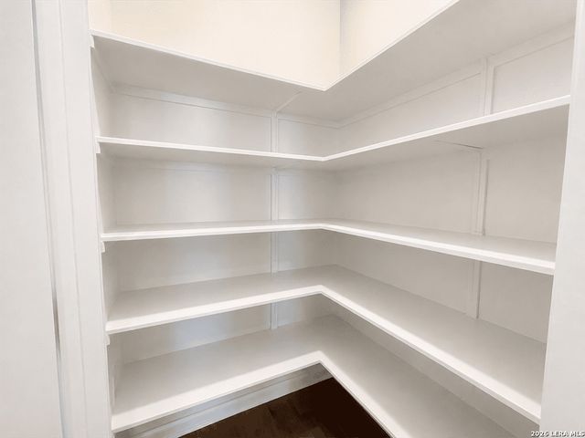 7161 Magnolia Crk Unit 101, San Antonio, TX 78252