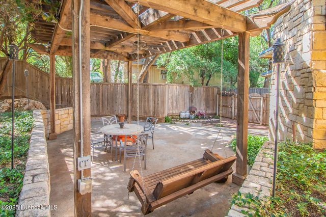 173 Pony Express Trail, Lubbock, TX 79404