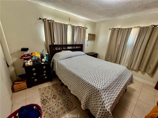 2607 W Olive Avenue, Fullerton, CA 92833