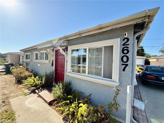 2607 W Olive Avenue, Fullerton, CA 92833