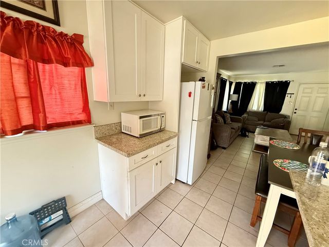 2607 W Olive Avenue, Fullerton, CA 92833