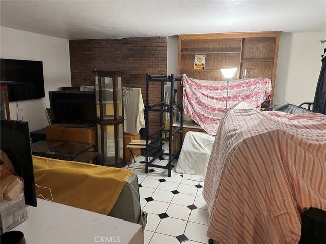 1428 W 124th, Los Angeles, CA 90047