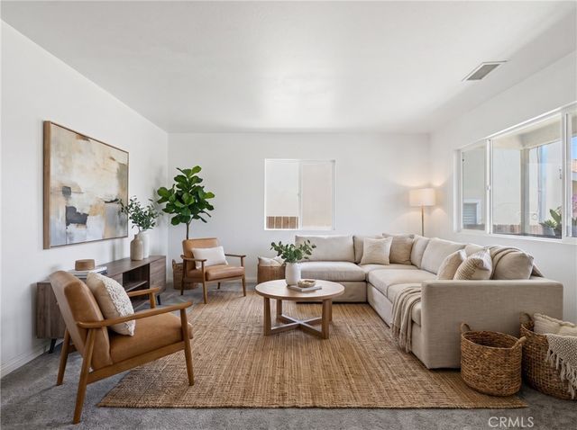 1428 W 124th, Los Angeles, CA 90047