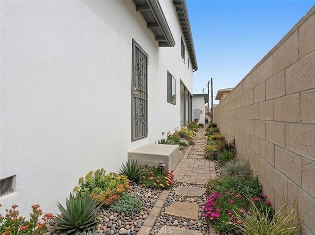 1428 W 124th, Los Angeles, CA 90047