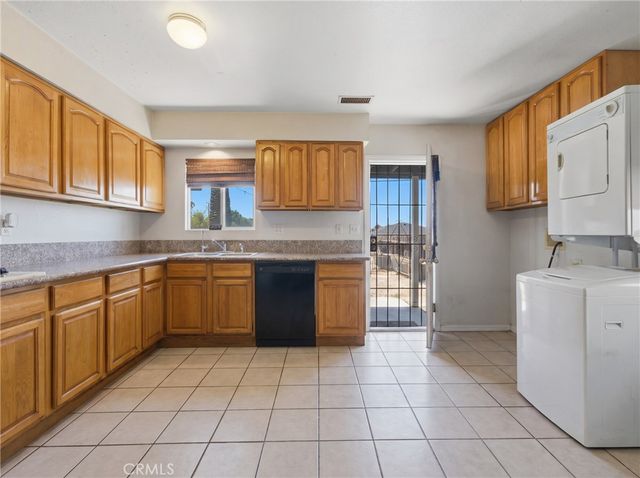 1428 W 124th, Los Angeles, CA 90047