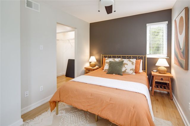 1015 East 24th Street, Bryan, TX 77803