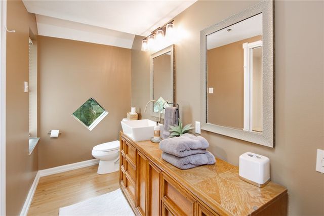 1015 East 24th Street, Bryan, TX 77803