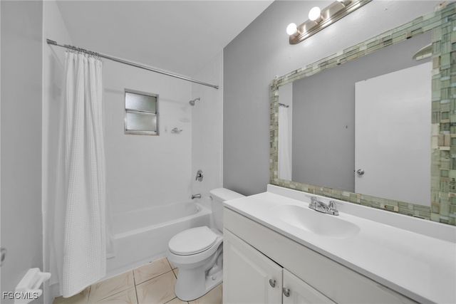 15 SE 24th AVE C, Cape Coral, FL 33990