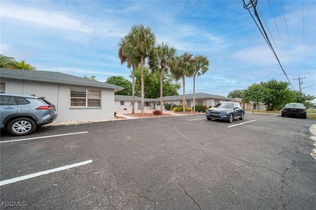 15 SE 24th AVE C, Cape Coral, FL 33990