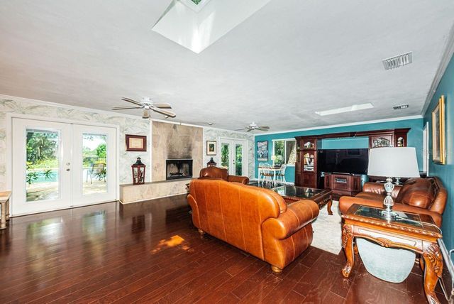 1704 CYPRESS AVENUE, Belleair, FL 33756