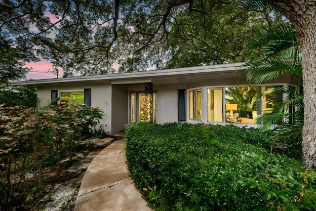 1704 CYPRESS AVENUE, Belleair, FL 33756