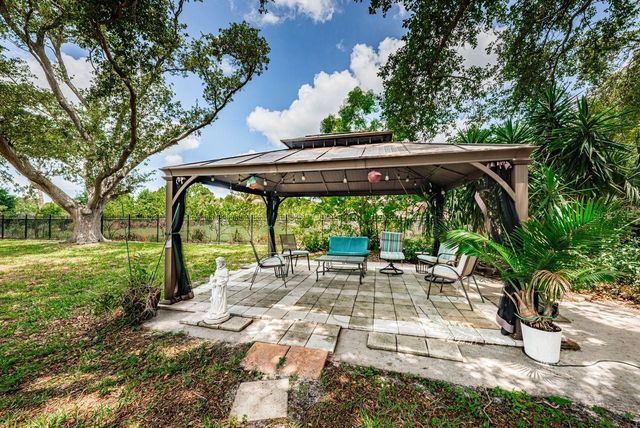 1704 CYPRESS AVENUE, Belleair, FL 33756