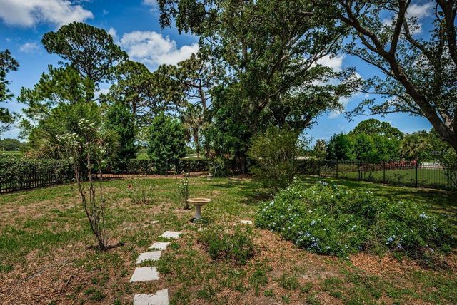 1704 CYPRESS AVENUE, Belleair, FL 33756