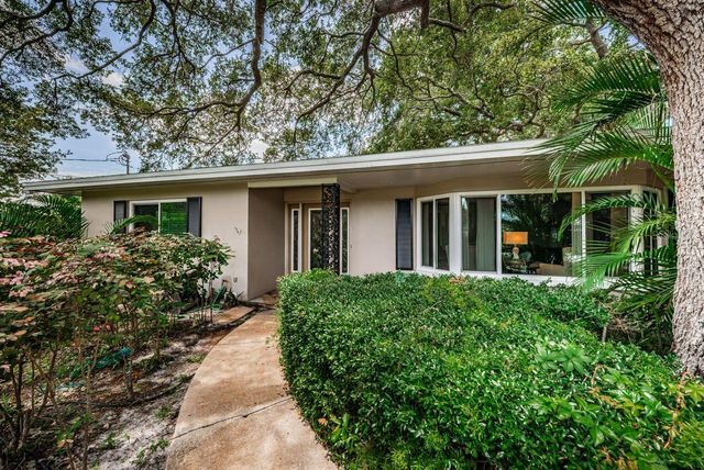 1704 CYPRESS AVENUE, Belleair, FL 33756