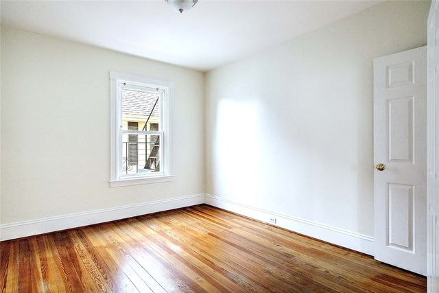 139 Hunts Avenue 1st, Pawtucket, RI 02861