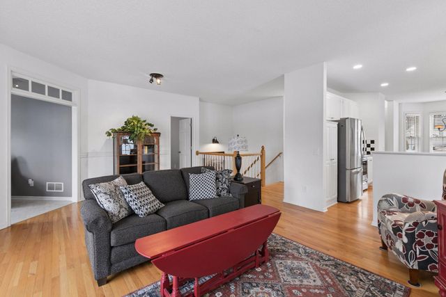 16235 Crystal Hills Drive, Lakeville, MN 55044