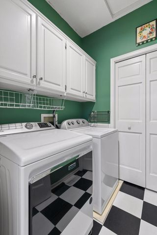 16235 Crystal Hills Drive, Lakeville, MN 55044