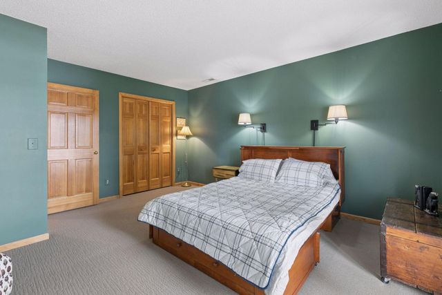 16235 Crystal Hills Drive, Lakeville, MN 55044