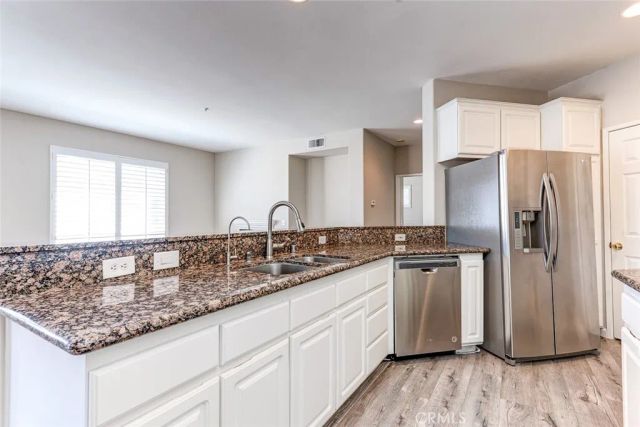 49 Bradford, Irvine, CA 92602