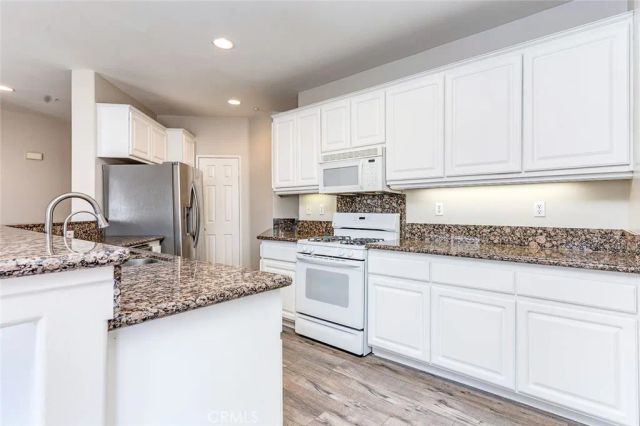 49 Bradford, Irvine, CA 92602