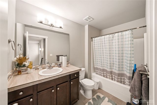 16214 78th Avenue Ct E, Puyallup, WA 98375