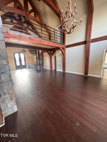 211 Petty Lane, Mooresburg, TN 37811