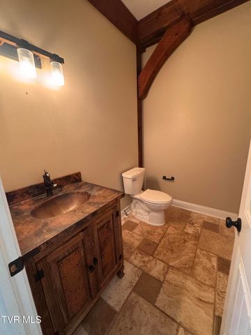 211 Petty Lane, Mooresburg, TN 37811