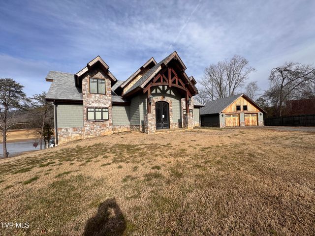 211 Petty Lane, Mooresburg, TN 37811