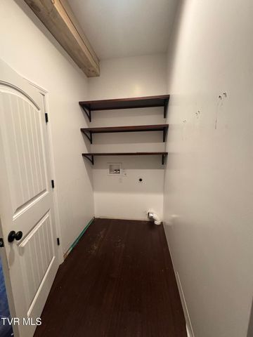 211 Petty Lane, Mooresburg, TN 37811