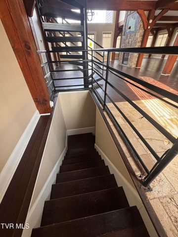 211 Petty Lane, Mooresburg, TN 37811