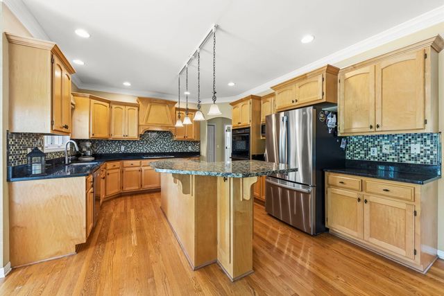 3803 Royal Portrush Drive, Naperville, IL 60564