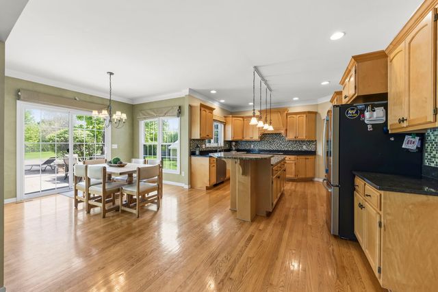3803 Royal Portrush Drive, Naperville, IL 60564