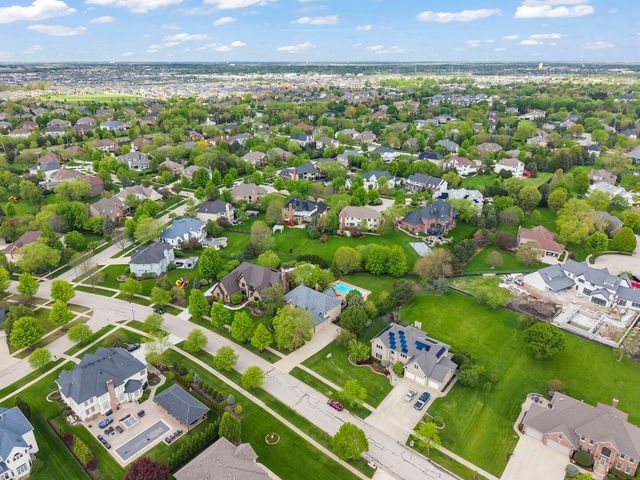 3803 Royal Portrush Drive, Naperville, IL 60564