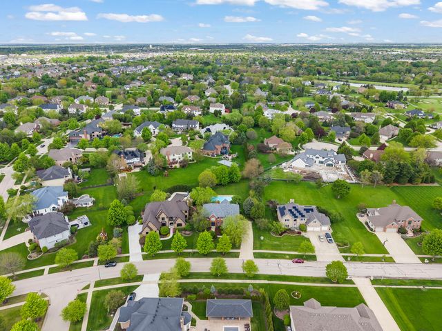 3803 Royal Portrush Drive, Naperville, IL 60564